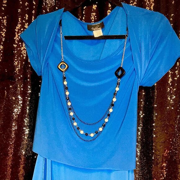 Blue‎ Women's Blouse with Necklace - Picture 3 of 7